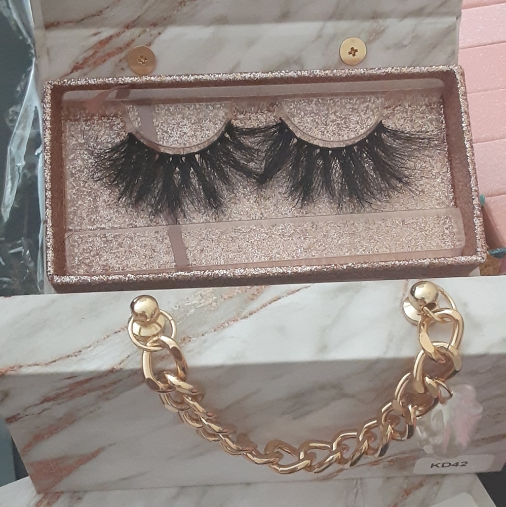 False Eyelashes